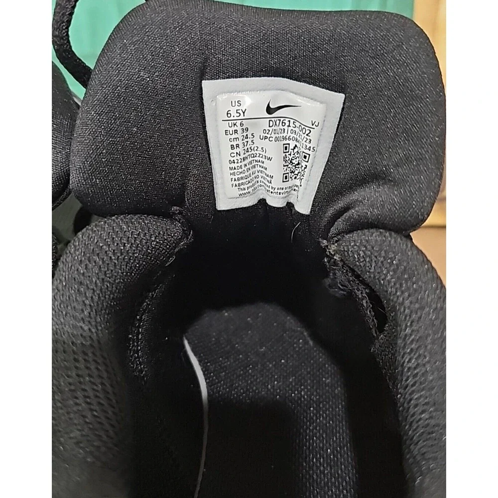 Nike Star Runner 4 NN Black Athletic Shoes Gym Running DX7615 002 Size 6.5Y Boy